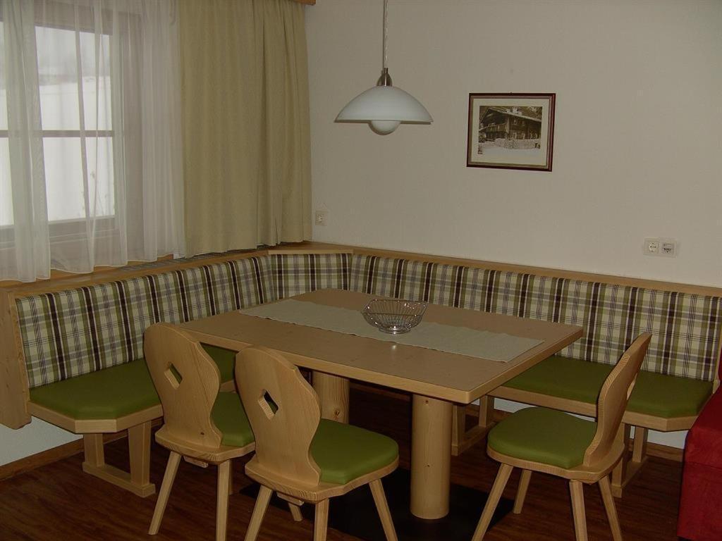 Landhaus Tirol Zellberg ภายนอก รูปภาพ