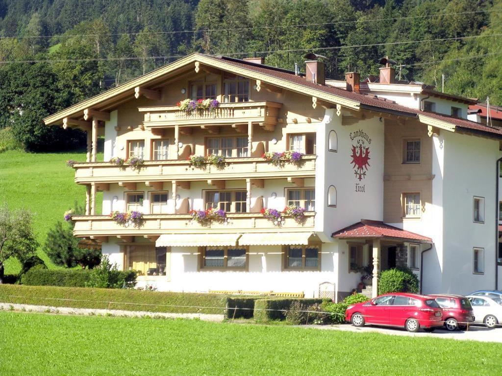 Landhaus Tirol Zellberg ภายนอก รูปภาพ