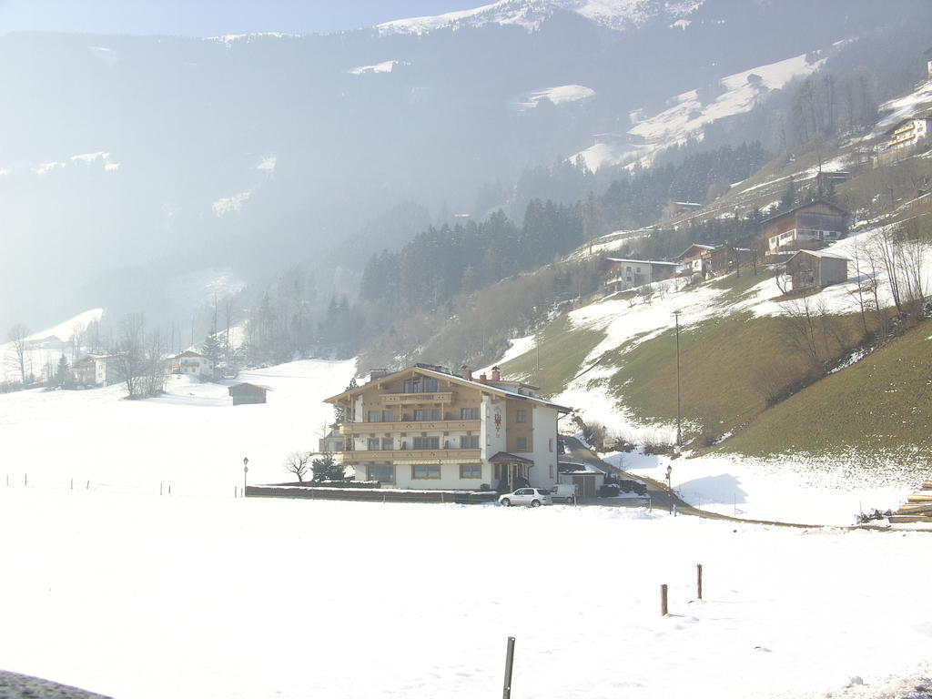 Landhaus Tirol Zellberg ภายนอก รูปภาพ
